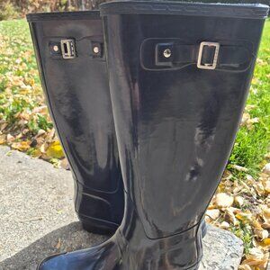POLAR- Original Tall Gloss Wellie Waterproof Boot.   NAVY.  Size: 10